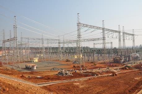 Sẵn sàng kết nối lưới điện truyền tải giữa Việt Nam và Lào