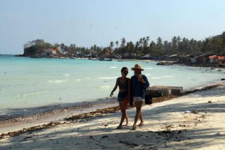 Du lịch ngắn ngày hút khách