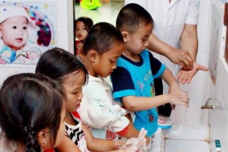 Cách phòng bệnh tay chân miệng cho trẻ nhỏ