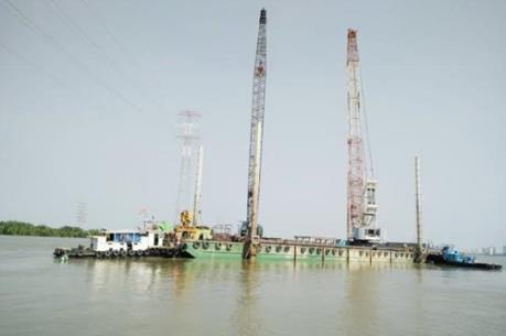 Vụ sập cầu Ghềnh: VEC hỗ trợ khẩn cấp 2 cẩu lớn khắc phục sự cố