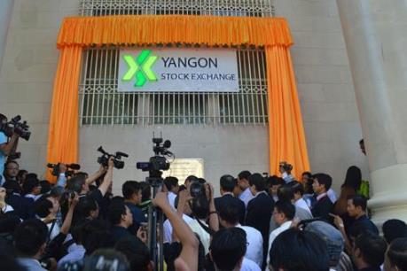 Thị trường chứng khoán Myanmar giao dịch phiên đầu tiên