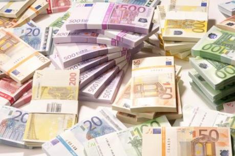 Nạn sử dụng tiền euro giả gia tăng tại Đức