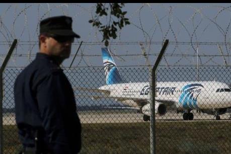 Vụ bắt cóc máy bay của Ai Cập: Có sự nhầm lần trong việc xác định danh tính thủ phạm