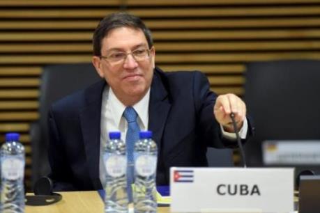 Cuba vẫn chưa thể tiến hành giao dịch tài chính bằng đồng USD