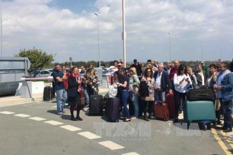 Vụ bắt cóc máy bay của Ai Cập: Toàn bộ hành khách đã về đến Cairo