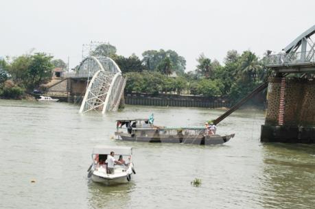 Khởi công xây mới cầu Ghềnh vào 1/4