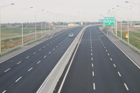 Kết cầu hạ tầng phụ vẫn thiếu trên cao tốc Hà Nội- Hải Phòng