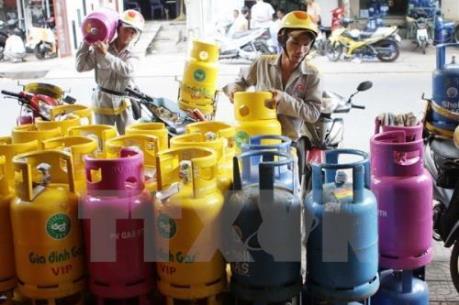 Từ 1/12, giá gas giảm 2.500 đồng/bình 12 kg