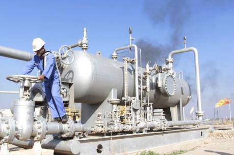 Giá dầu thế giới ngày 31/3 đi xuống trong mối lo dư cung