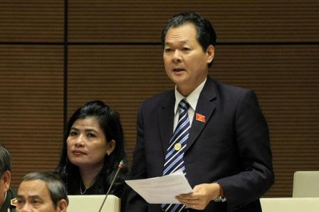 Bên lề kỳ họp Quốc hội: Tái cơ cấu sản xuất nông nghiệp gắn với thích ứng biến đổi khí hậu