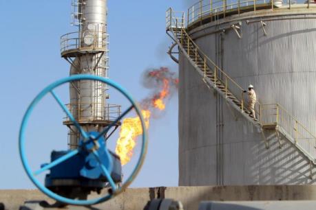 Iran thu về 10 tỷ USD từ xuất khẩu các sản phẩm hóa dầu