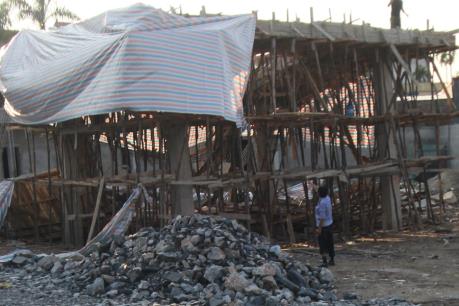 Sập mái công trình nhà văn hóa ở Hải Phòng làm 9 người bị thương