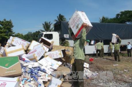 Tây Ninh khởi tố vụ vận chuyển trái phép 2.000 bao thuốc lá