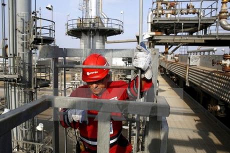 Giá dầu ngày 7/4 nối dài đà tăng tại thị trường châu Á