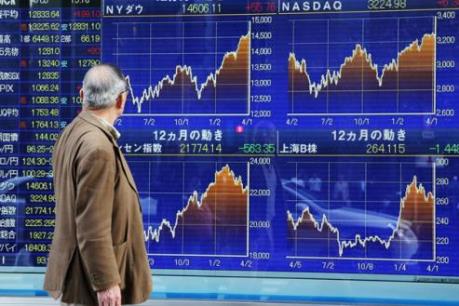 Nhóm cổ phiếu năng lượng và dược phẩm “hâm nóng” TTCK châu Á