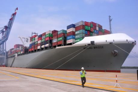 Hàng hóa thông qua các cảng biển tăng hơn 13%