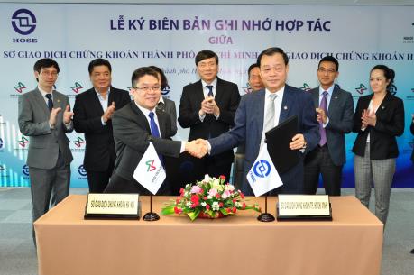 Sở giao dịch chứng khoán Tp. Hồ Chí Minh và Hà Nội ký kết hợp tác