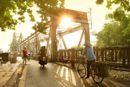 Dự báo thời tiết 15/4: Nắng nóng bao trùm cả nước, nhiệt độ có nơi trên 38 độ C