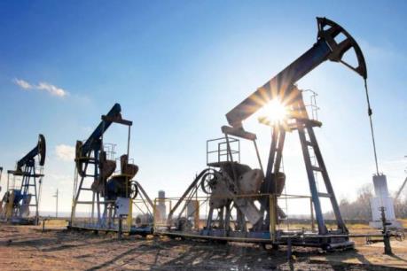 Giá dầu châu Á ngày 15/4 đi lên thận trọng trước cuộc họp tại Doha