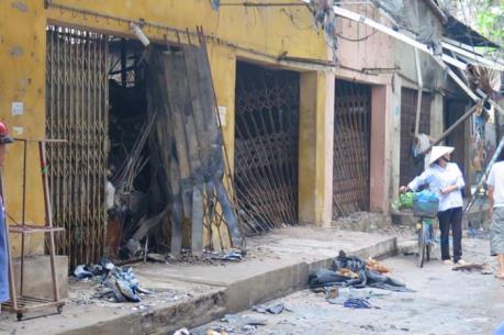 Hỏa hoạn thiêu rụi nhiều gian hàng tại chợ Phú Yên (Hải Dương)