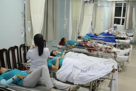 Tin mới nhất về 21 công nhân phải nhập viện sau bữa ăn trưa