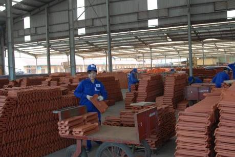 Agribank hướng dòng vốn tới sản xuất kinh doanh