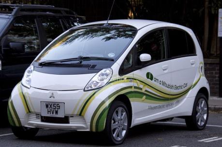 Đức trợ giá 1 tỷ euro cho xe điện