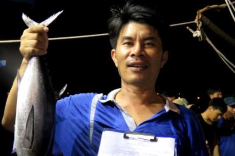 Ngư dân trúng đậm các loại cá khai thác gần bờ