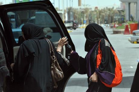 Saudi Arabia chi mỗi năm gần 4 tỷ USD thuê tài xế nước ngoài