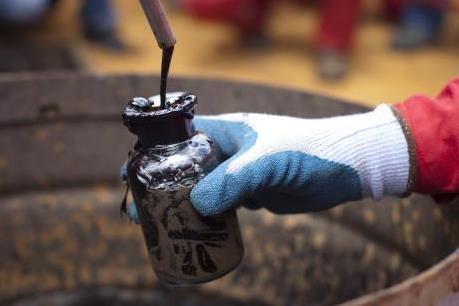 Giá dầu thế giới ngày 3/5 giảm phiên thứ ba liên tiếp