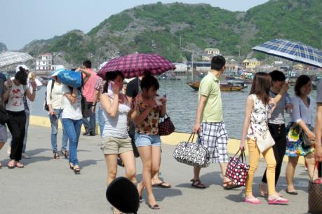 Dự báo thời tiết: Nắng nóng còn kéo dài 3-5 ngày tới