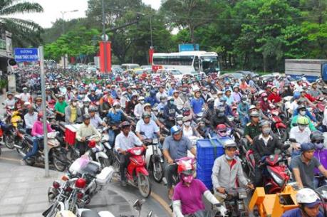 Đề xuất làm cầu vượt và hầm chui vào sân bay Tân Sơn Nhất