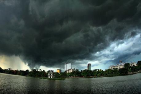 Dự báo thời tiết chiều và đêm 10/5: Khu vực Bắc Vịnh Bắc Bộ có mưa dông mạnh