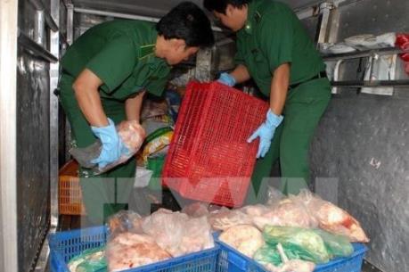 Quảng Ninh bắt giữ trên 4 tấn thực phẩm không rõ nguồn gốc