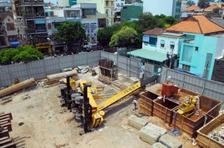 Khắc phục sự cố cần cẩu đổ sập xuống trường mầm non