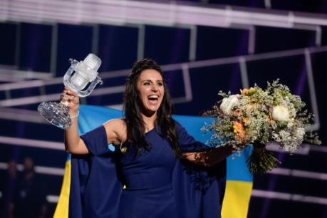 Ca sĩ Ukraine giành chiến thắng tại Eurovision 2016