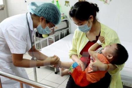 Bệnh sốt xuất huyết và tay chân miệng diễn biến phức tạp tại Khánh Hòa