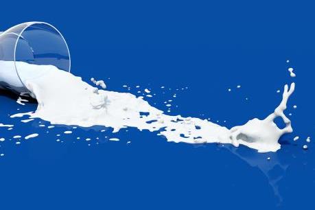 EU chưa tìm được lối thoát cho ngành sữa