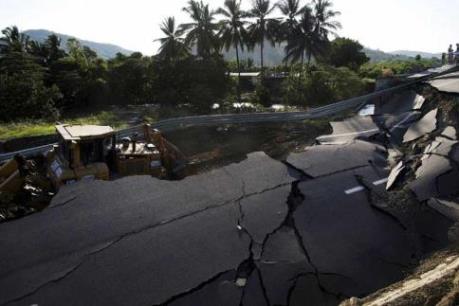 Ecuador rung chuyển bởi động đất 7,2 độ Richter 