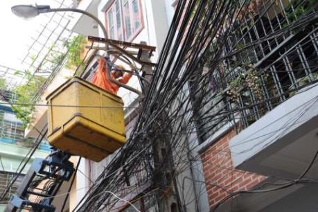 Hải Dương: Hơn 900 trường hợp vi phạm hành lang an toàn lưới điện