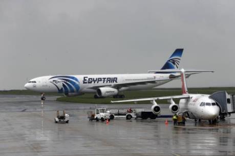 EgyptAir chồng chất khó khăn sau vụ mất tích máy bay MS804