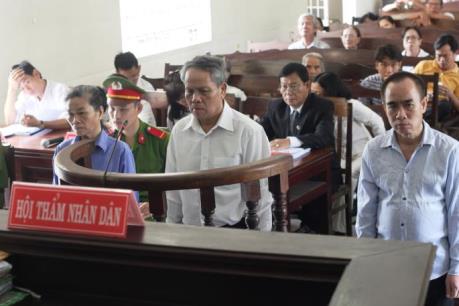 Nguyên Tổng Giám đốc Công ty mía đường Tây Ninh lĩnh án 10 năm tù giam