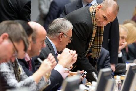 Eurozone nhất trí giải ngân 10,3 tỷ euro cho Hy Lạp