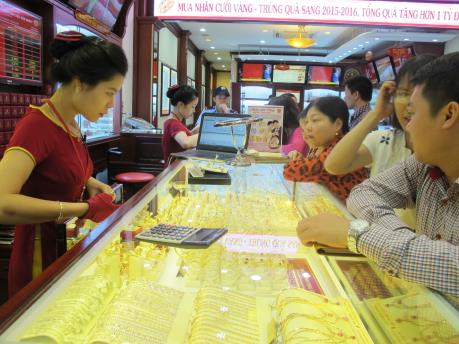 Thị trường vàng diễn biến ảm đạm trong phiên chiều 26/5