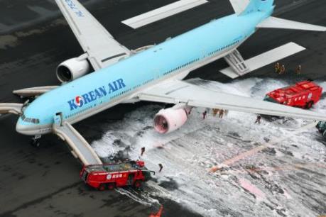 Cháy cánh máy bay Boeing của của hãng hàng không Korean Air