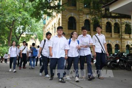 Căng thẳng kỳ thi lớp 10 các trường trung học phổ thông công lập