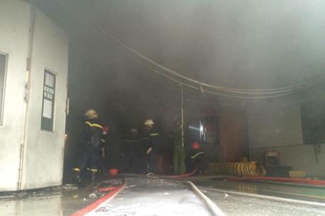 Cháy tại showroom ô tô Toyota Fukushima An Thành