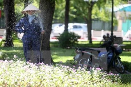 Dự báo thời tiết 17/6: Bắc Bộ trời mát, Trung Bộ chấm dứt nắng nóng diện rộng