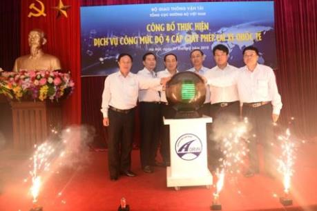 Khai trương dịch vụ cấp giấy phép lái xe quốc tế qua mạng