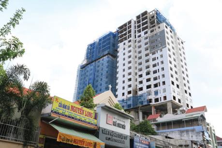 Phó Thủ tướng yêu cầu kiểm tra thông tin hộ dân chung cư Bảy Hiền bị "đuổi" ra khỏi nhà